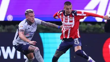 Jugadores en partido. Foto: Chivas