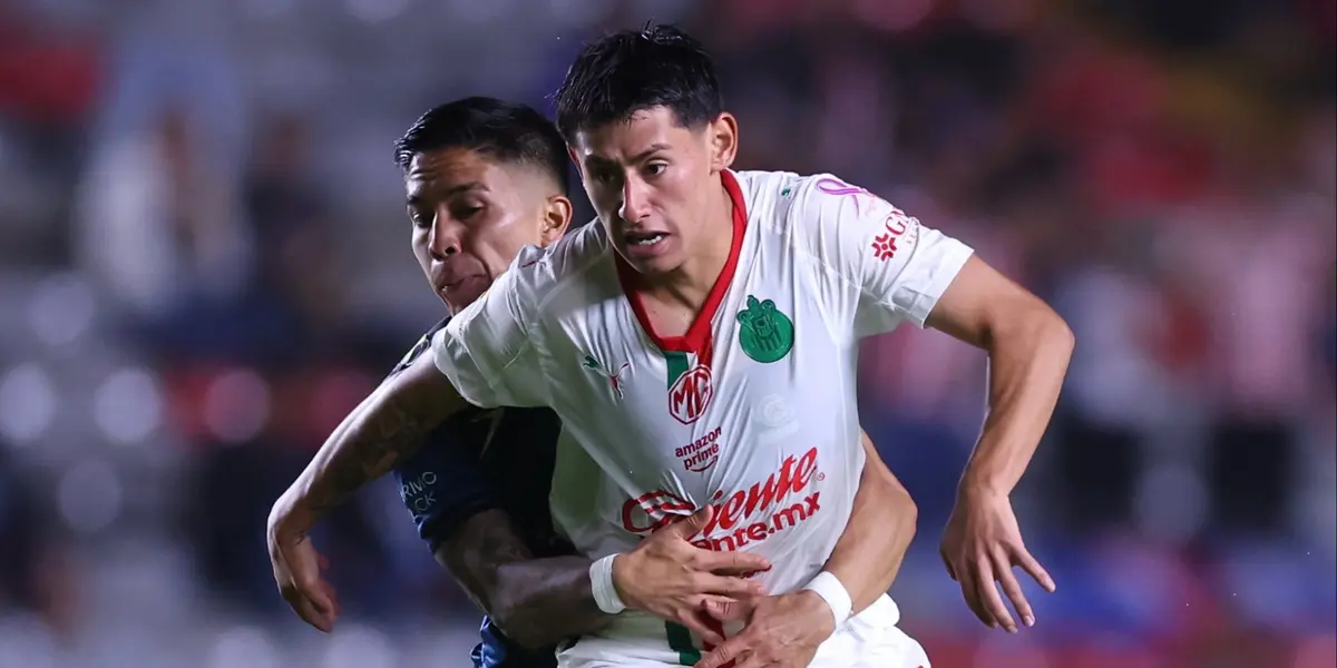 Jugadores en partido. Foto: Chivas