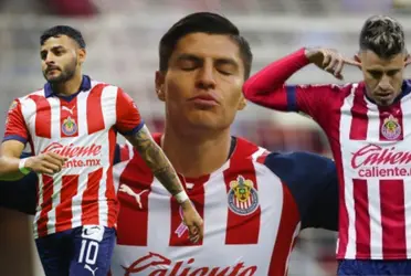 Luego de ser figura gracias a su golazo de chilena, Ronaldo Cisneros dejó una indirecta a Alexis Vega tras indisciplina