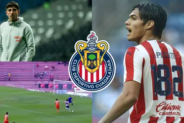 Luis Puente levanta la mano, quiere ser el nuevo 9 de Chivas y ya tiemblan en el primer equipo.