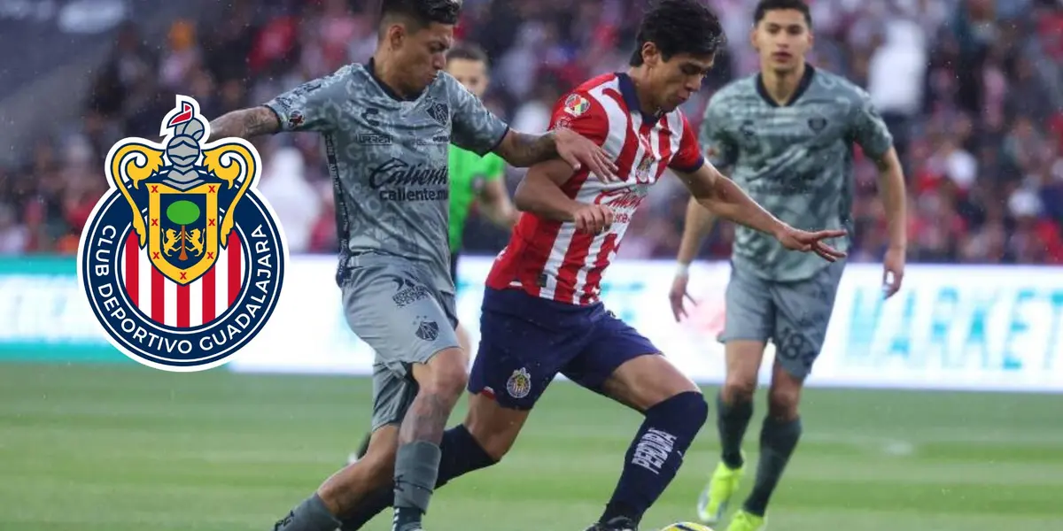 Macías disputando un balón vs atlas