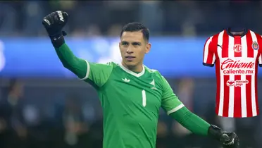 Malagón en partido, foto de MSN, con jersey de Chivas