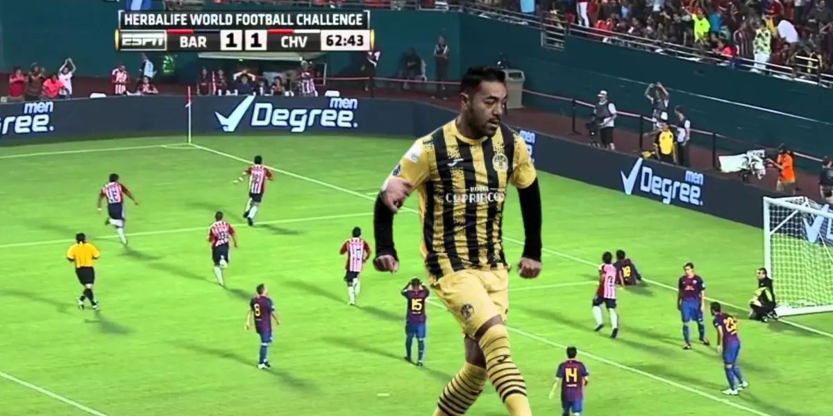 Marco Fabián haciéndole gol al Barca