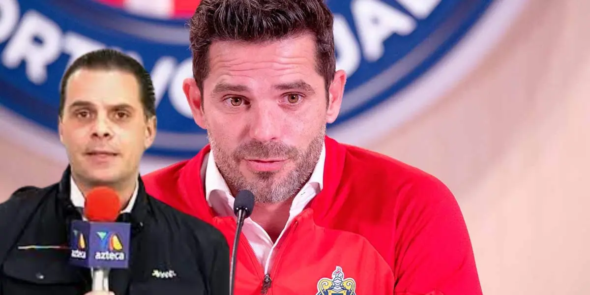 Martinoli narrando y Fernando Gago en conferencia