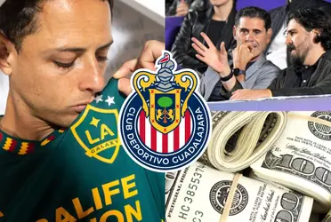 Mientras Javier Hernández costaría un ojo de la cara a Chivas, el nuevo delantero del equipo solo costaría 14 millones.