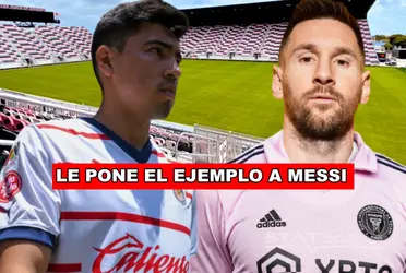 Mientras Leo Messi no jugaría los 90 minutos, la lección que Erick Gutiérrez le da en Chivas.