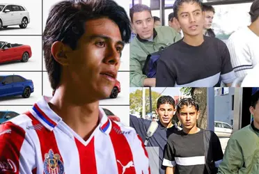 Mientras Omar Bravo llegaba a Chivas en camión, el coche que maneja José Juan Macías sin jugar.