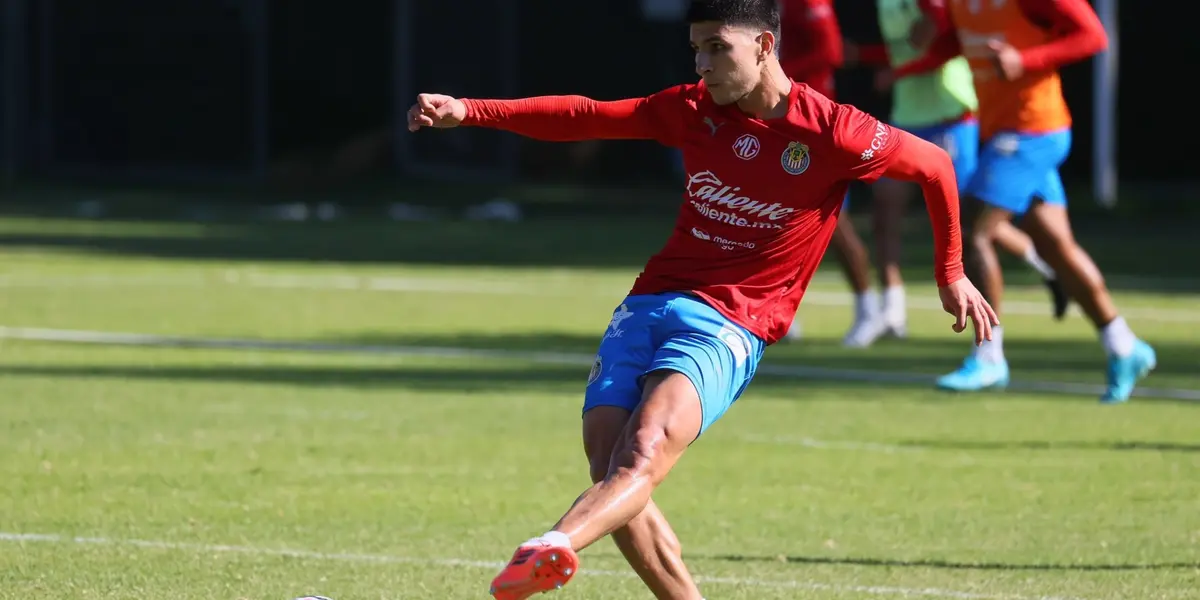 Miguel Tapias ya está entrenando con Chivas como primer refuerzo | Foto: X @chivas