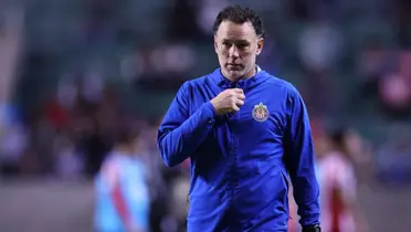 Milito en partido. Foto: Chivas