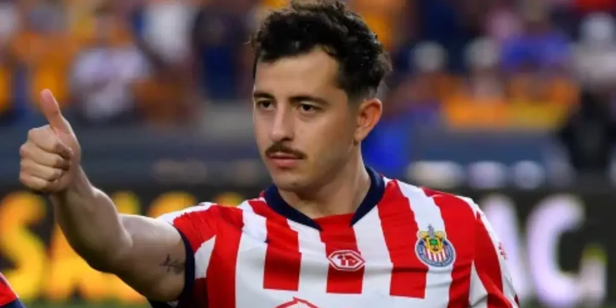 Mozo es nuevamente críticado en redes sociales por una acción previo al Toluca vs Chivas | Foto: Imago7