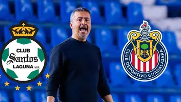 Ortega con escudos de Santos y Chivas/FOTO: Futbol Total