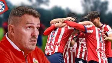 Óscar García en Chivas (Fuente: MEXSPORT)