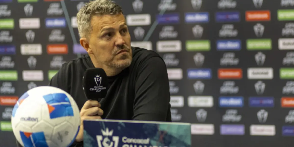 Óscar García hablo sobre la presión de su continuidad en Chivas | Foto: Mexsport