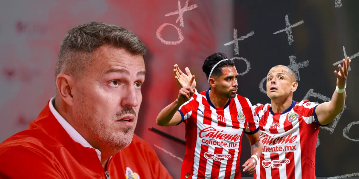 Óscar García y jugadores de Chivas (Fuente: MEXSPORT)