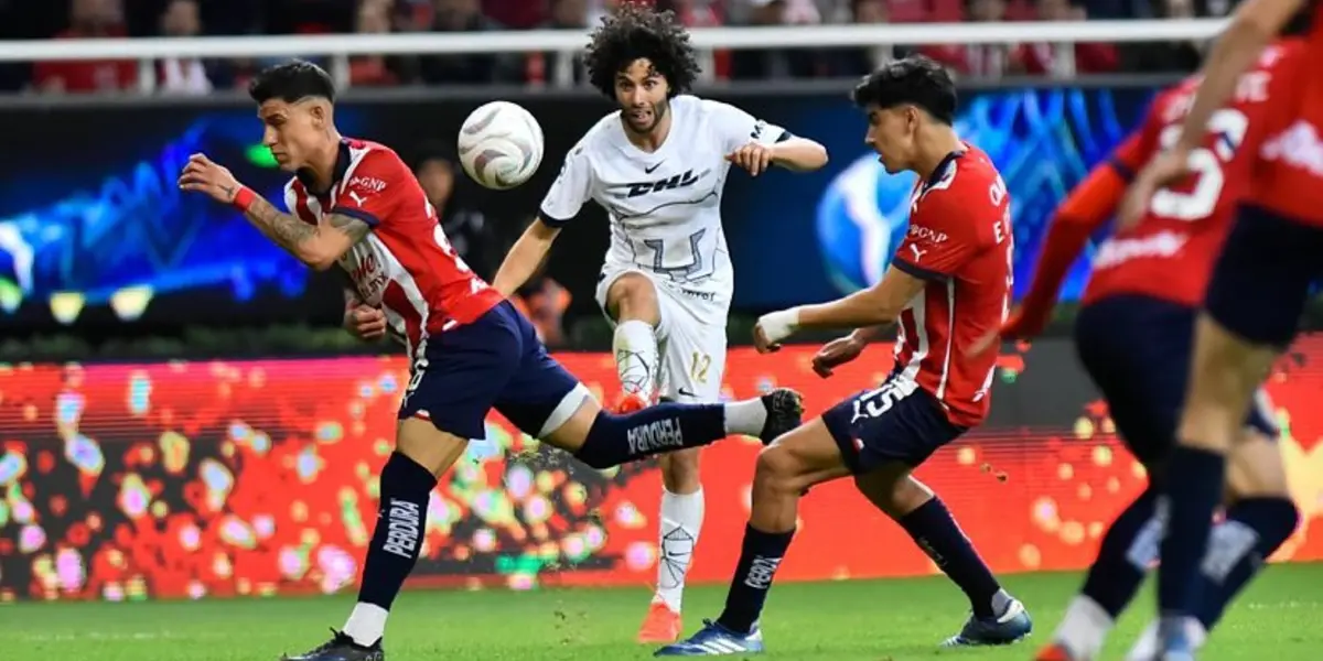 Pumas y Chivas se enfrentarán en CDMX sin Directores Técnicos | Foto: Mexsport