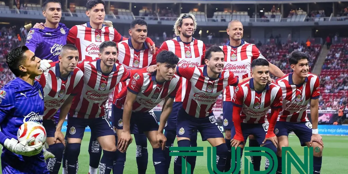 Raúl Rangel, jugadores de Chivas en la foto y logo de TUDN