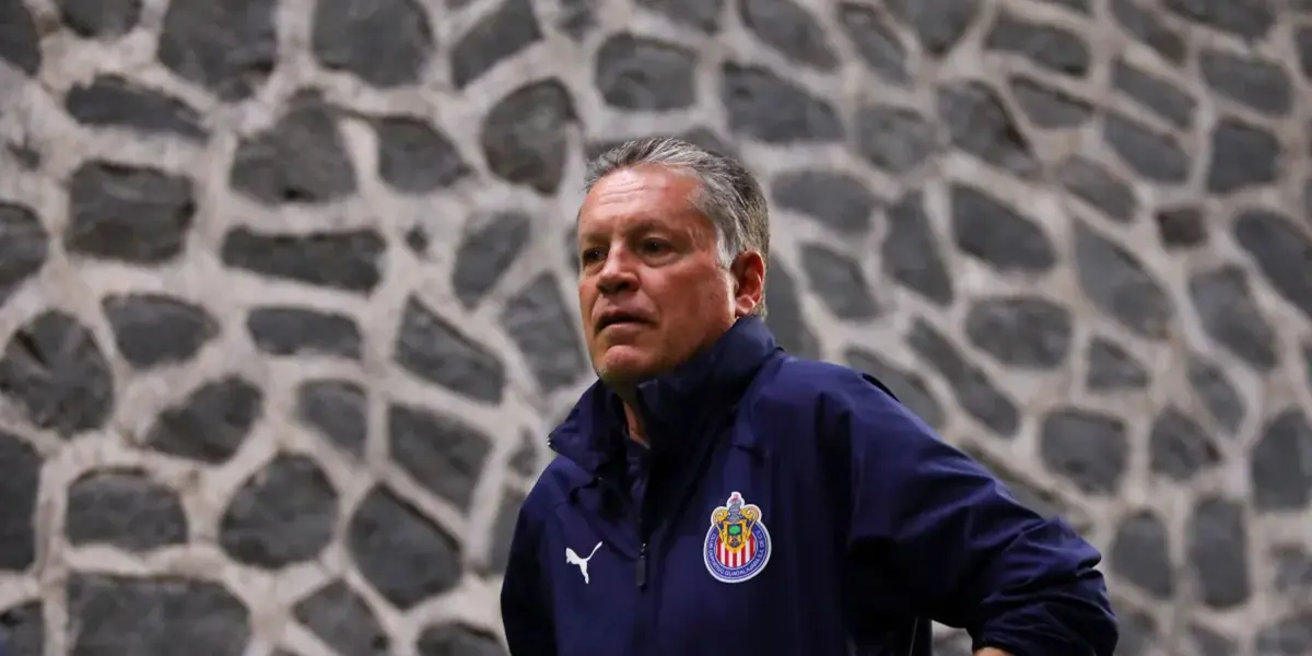 Ricardo Cadena se mantiene como director técnico interino.