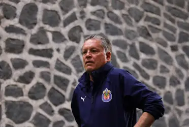 Ricardo Cadena se mantiene como director técnico interino.