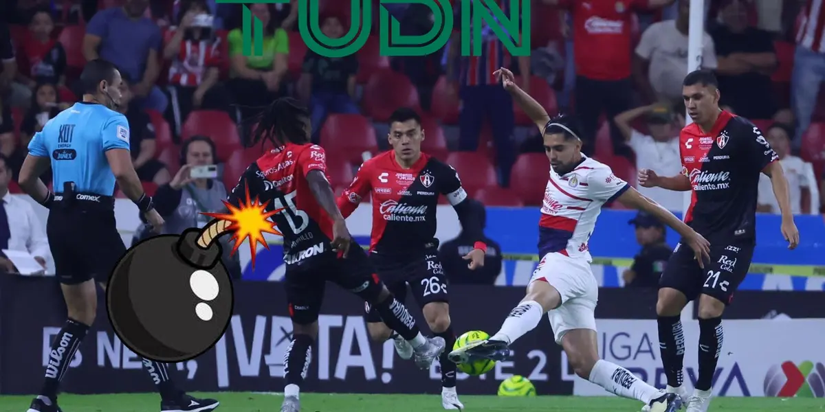 Ricardo Marín en el Clásico Tapatío y logo de TUDN