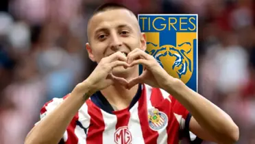 Roberto Alvarado (Foto: MEXSPORT)