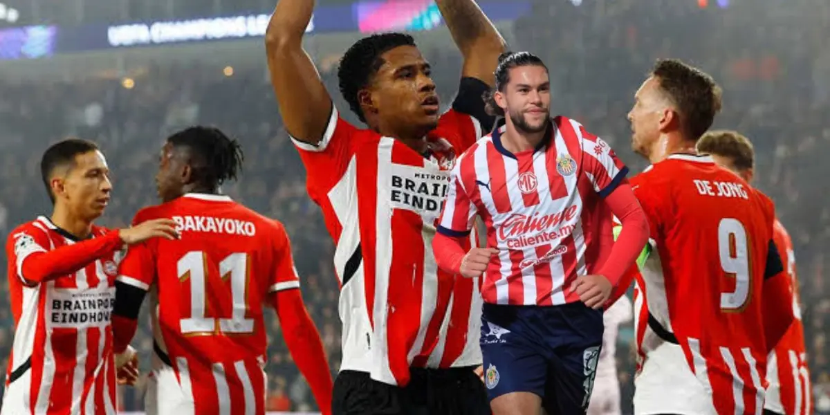 Vaquero con jugadores de PSV/FOTO: Excélsior