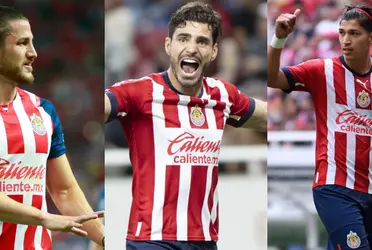 Ya no aporta nada en Chivas, pero lo habrían renovado para evitar que salga del equipo.