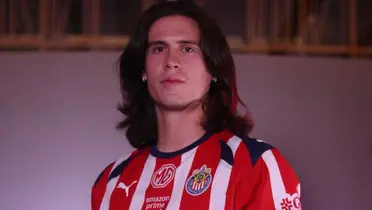 Campillo en presentación. Foto: Chivas