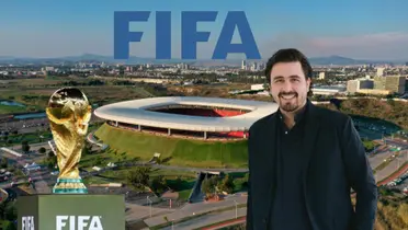 El trofeo de la FIFA en el Akron y Amaury