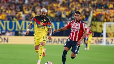 Jugadores en partido. Foto: Chivas