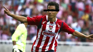 Omar Bravo, ahora Omar 'N', podría pasar varios años en prisión, por lo que Chivas tomaría la decisión de quitar sus fotos y jerseys.