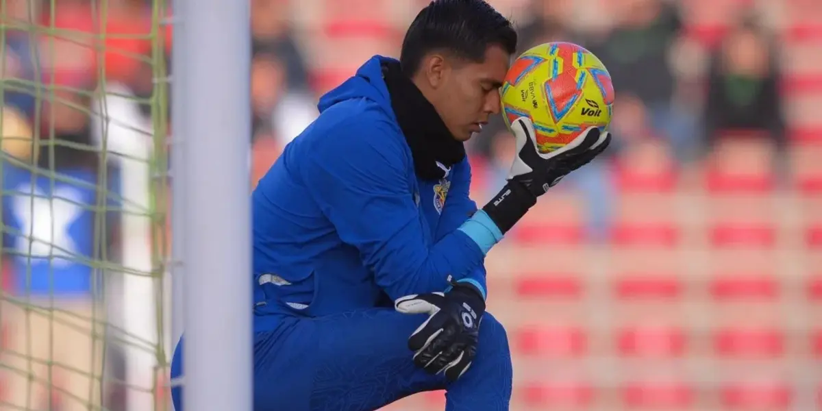 Si Raúl Rangel sigue equivocándose, Chivas podría ir por este portero ...